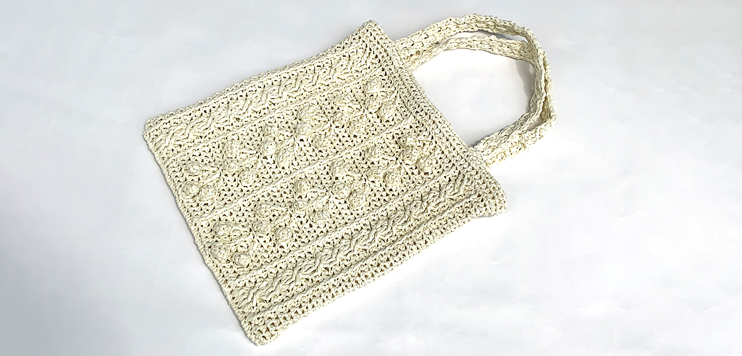 アラン模様のペタンコバッグ 編み物キット販売・編み方ワークショップ｜イトコバコ